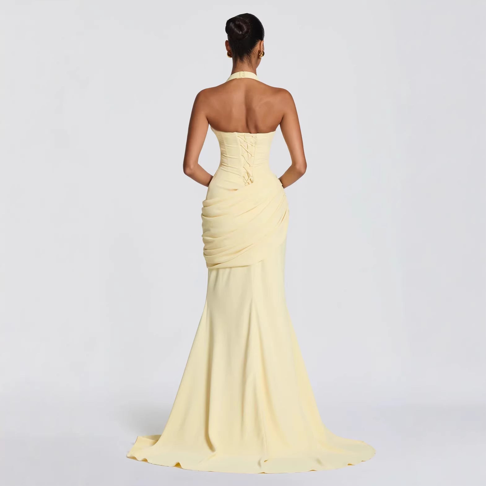 Robe Élégante Dos Nu à Taille Marquée