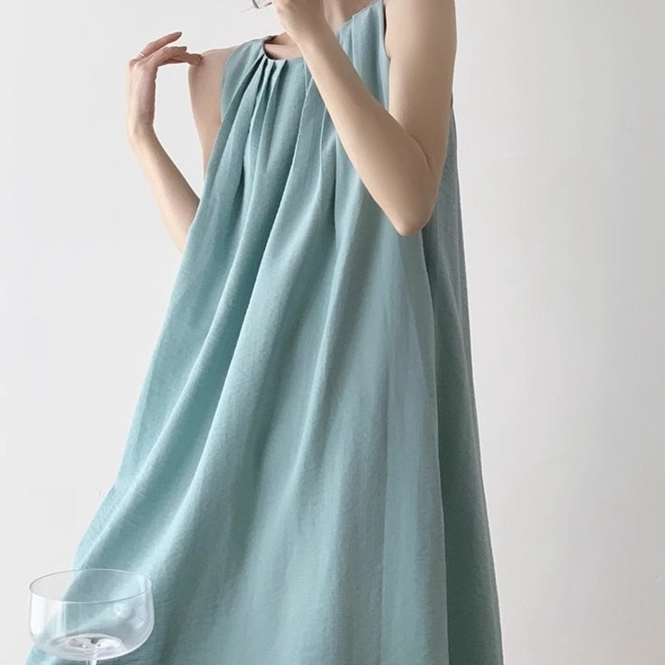 Robe sans manches ample