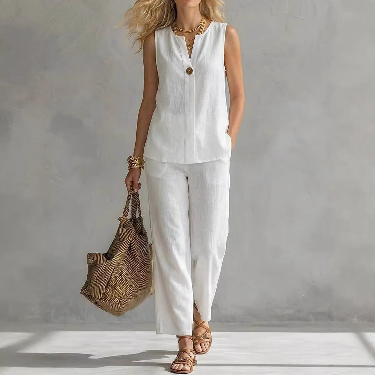 Ensemble Casual Sleeveless V-Neck Top Set