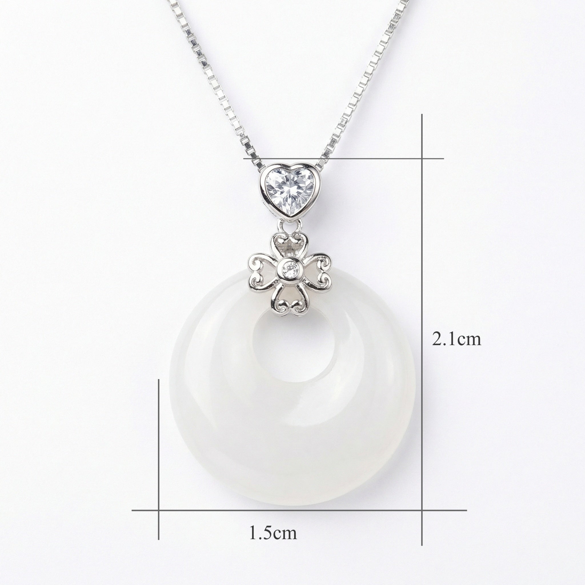 Collier en argent sterling 925 avec pendentif pierre blanche forme donut, décoré de motifs cœur et trèfle à quatre feuilles